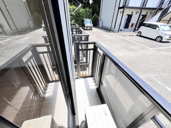 アパートメントTS(バルコニー)