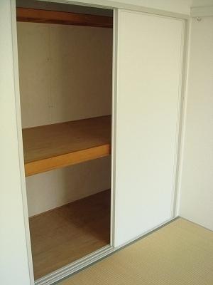 サンハイツ(収納)