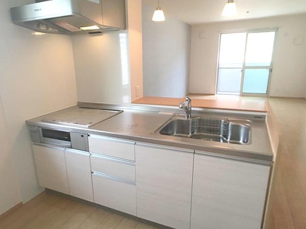 ルーチェセッテ　Ａ棟