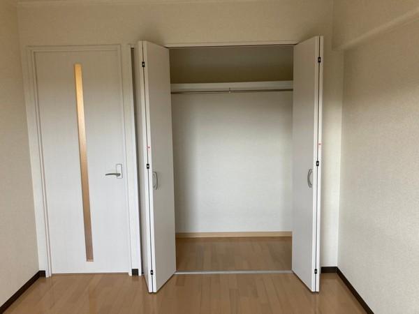 クレストコートあかしあ