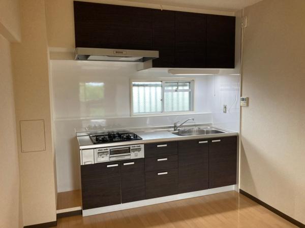 クレストコートあかしあ