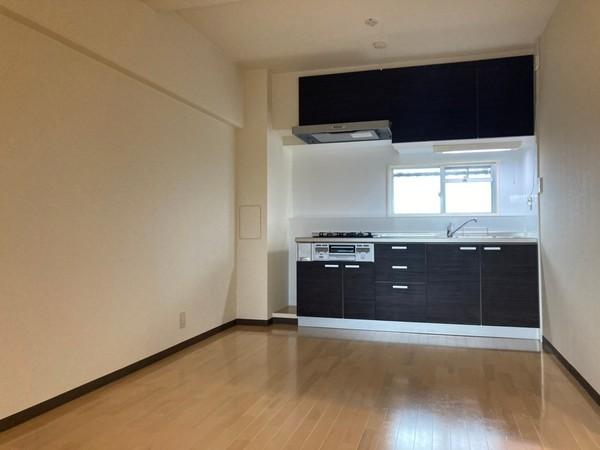 クレストコートあかしあ