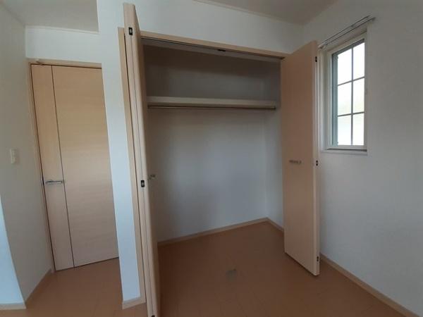 レーベンスクエアⅡ号棟