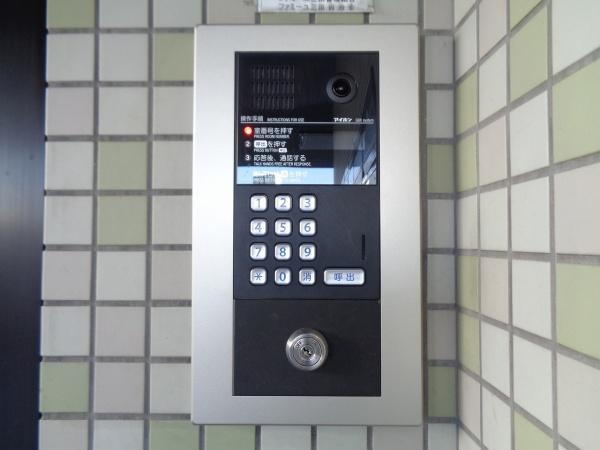 ファミーユ三田