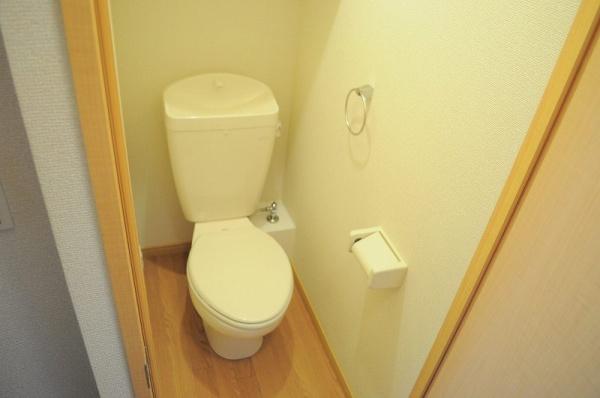 レオパレス冨田