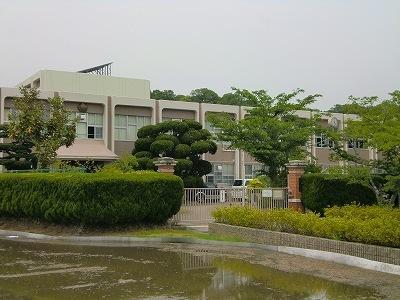 木下ハイツ(神戸市立道場小学校)
