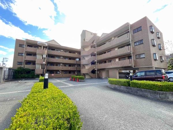 ドマーニ三田横山