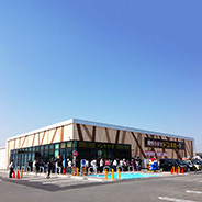 ＳＡＮＤＡＶＩＬＬＡ　２７(ドン・キホーテ三田店)