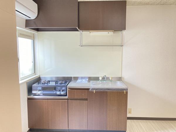 ウッドブリック横山