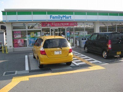 ラシェンタ三田駅(ファミリーマート　三田天神店)