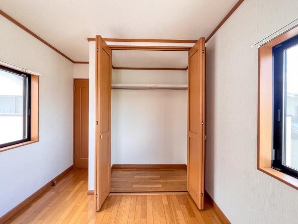 三角小屋根のファミリー戸建
