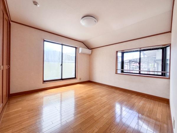 三角小屋根のファミリー戸建