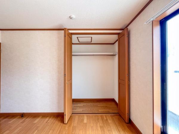 三角小屋根のファミリー戸建