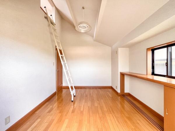 三角小屋根のファミリー戸建