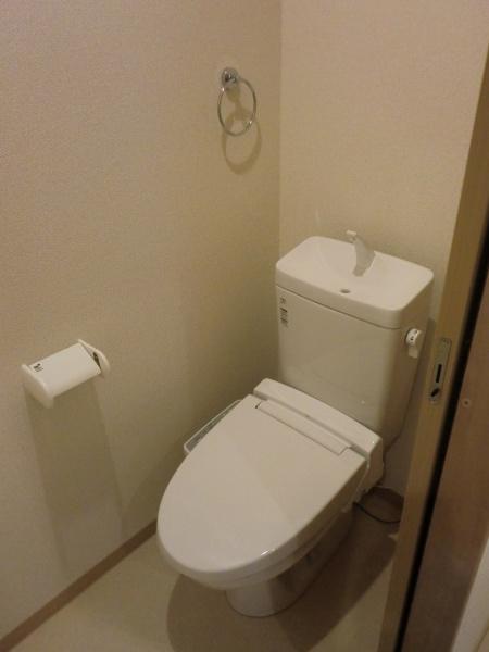 ハートフル岡場駅前