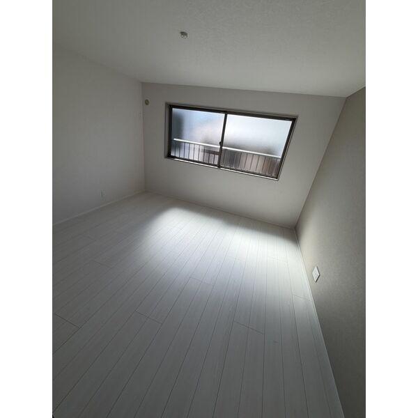 三田町新築アパート