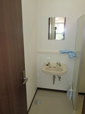 道場町塩田貸店舗