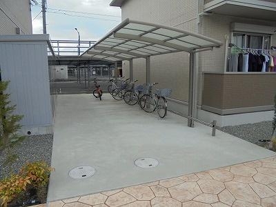 ロイヤルタウン篠山口　Ｂ棟