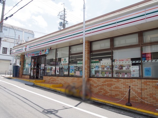 瀧野ビル1F(セブンイレブン京都丹波橋駅西店)