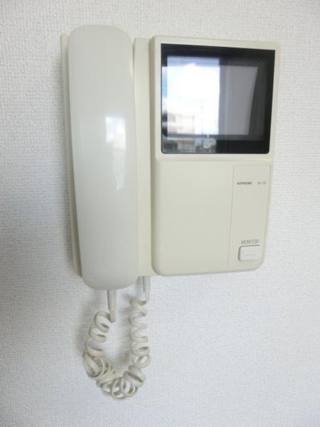 ファミール・ビラＡ