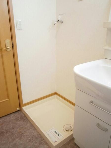 メゾン　オーブＡ