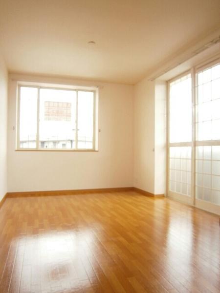 メゾン　オーブＡ