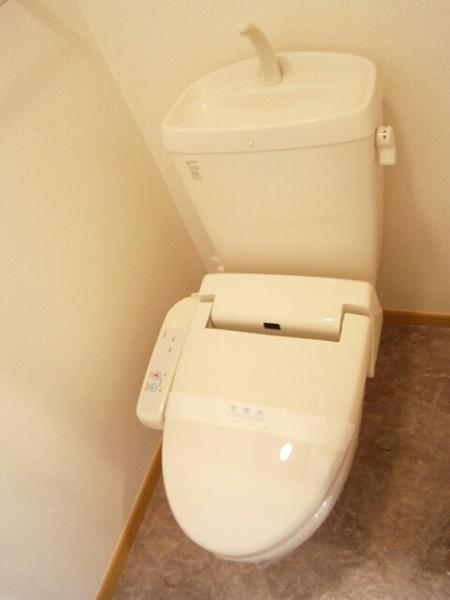 メゾン　オーブＡ