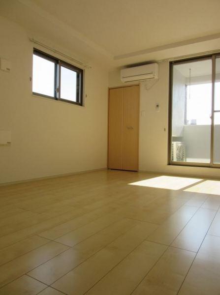 クレール壱番館(洋室)