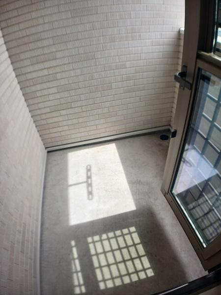 シェーン　バッハ　上富井Ａ