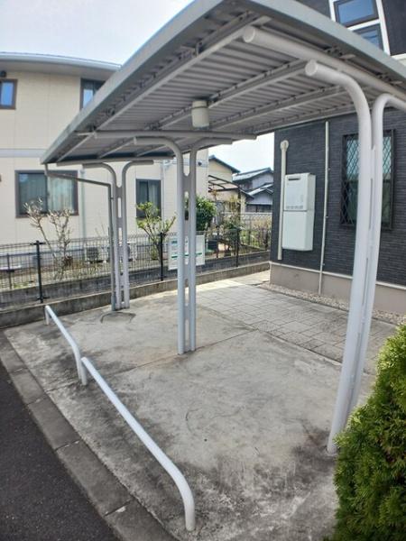 シェーン　バッハ　上富井Ａ