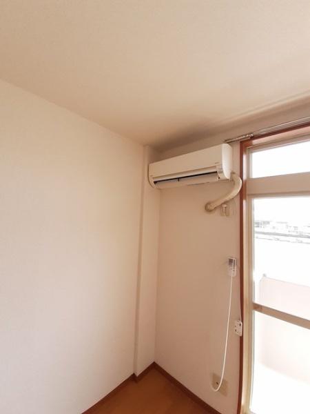 ニュ－シティ中須加　Ａ棟