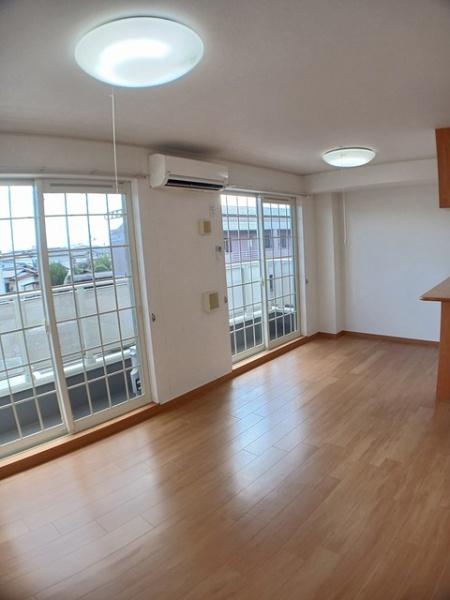 エピナール　ララＡ