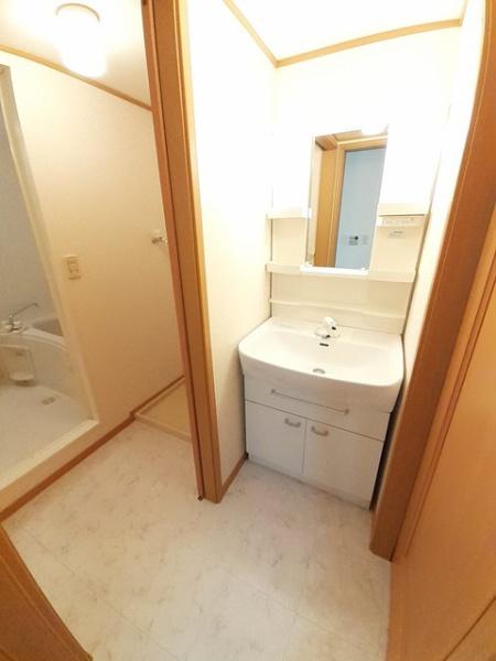 倉敷市水江のアパート
