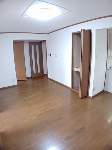 クオ－タ－・レジデンスＡ