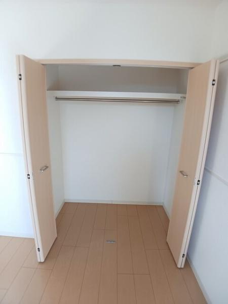 アーレア　アレス