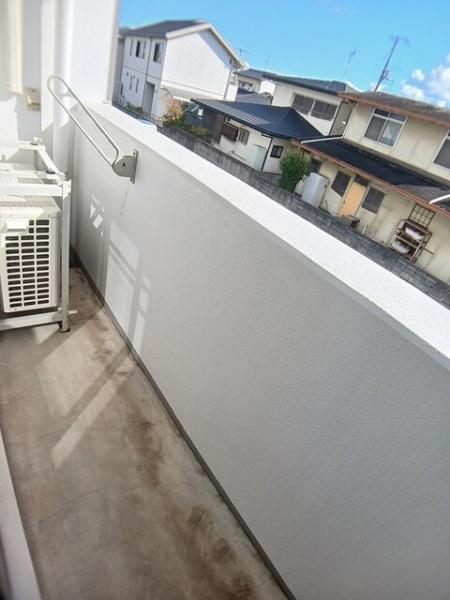 アーレア　アレス