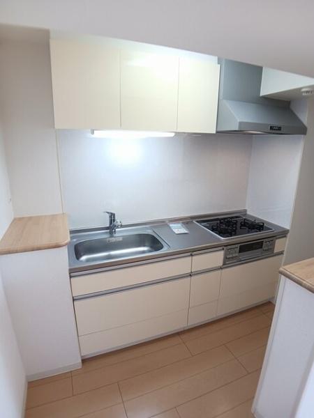 アーレア　アレス