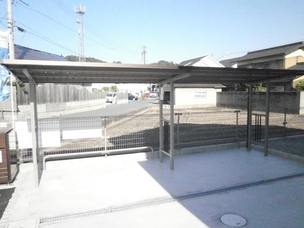 アデランテ
