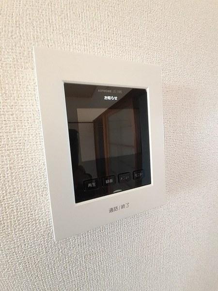 ホワイトピア難波