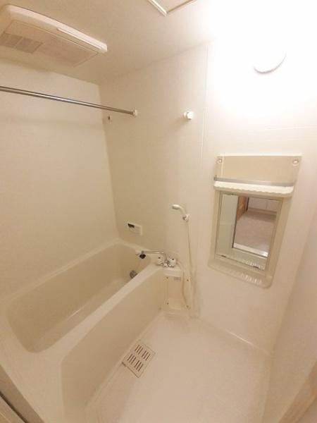ＰＲＩＮＣＥ　ＣＯＵＲＴ　Ａ
