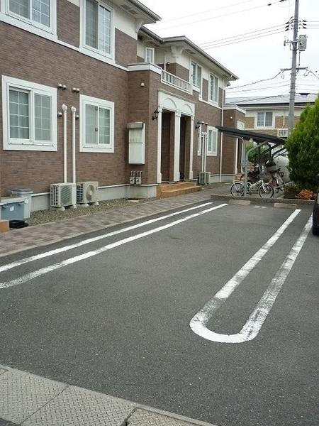 サン　グレイスＢ