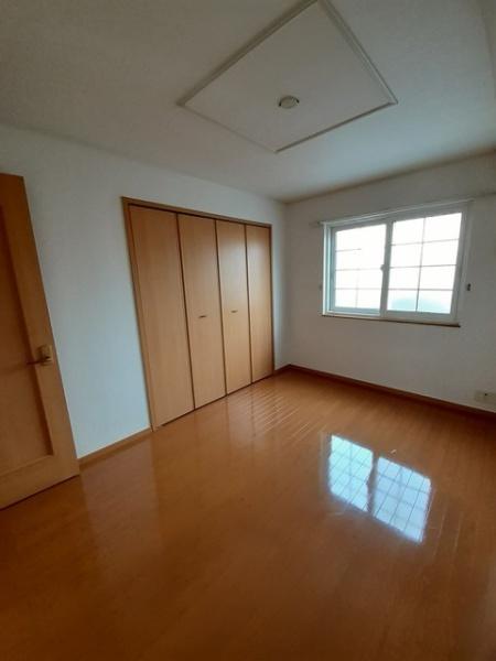 サン　グレイスＢ