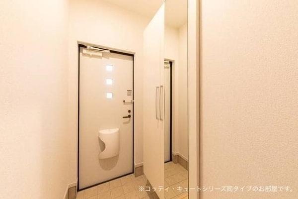 ＣＲＯＷＤ真備２