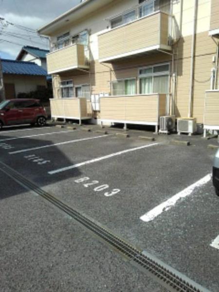 ニューシティ小野Ｂ