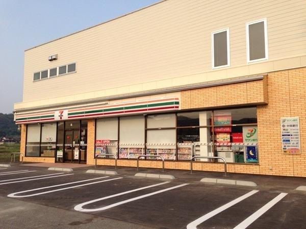ポム・ダムールＡ(セブンイレブン総社岡谷店)