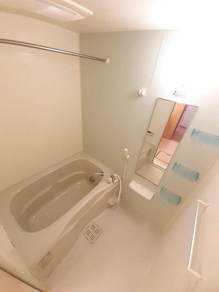グローリアＢ