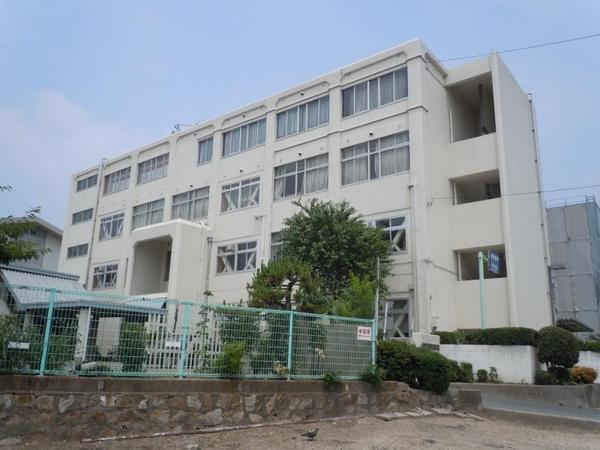 中島戸建 南棟(倉敷市立南中学校)