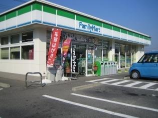 リュミエール(ファミリーマート倉敷船穂店)