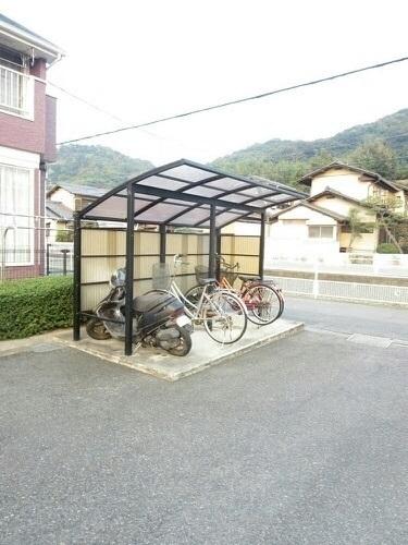ウィスタリア