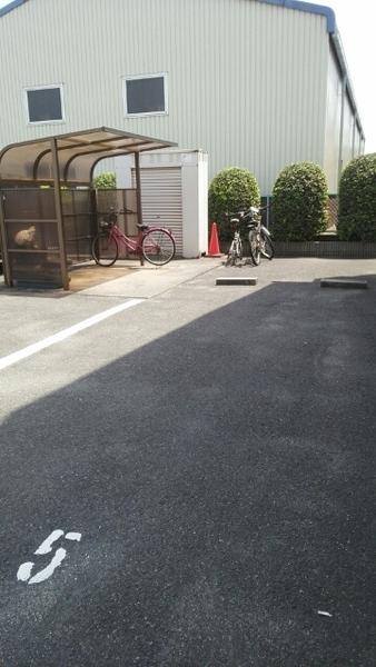 エバ-グリ-ン(駐車場)